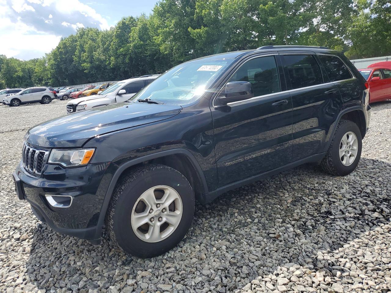 2017 Jeep Grand Cherokee Laredo - zdjęcie główne