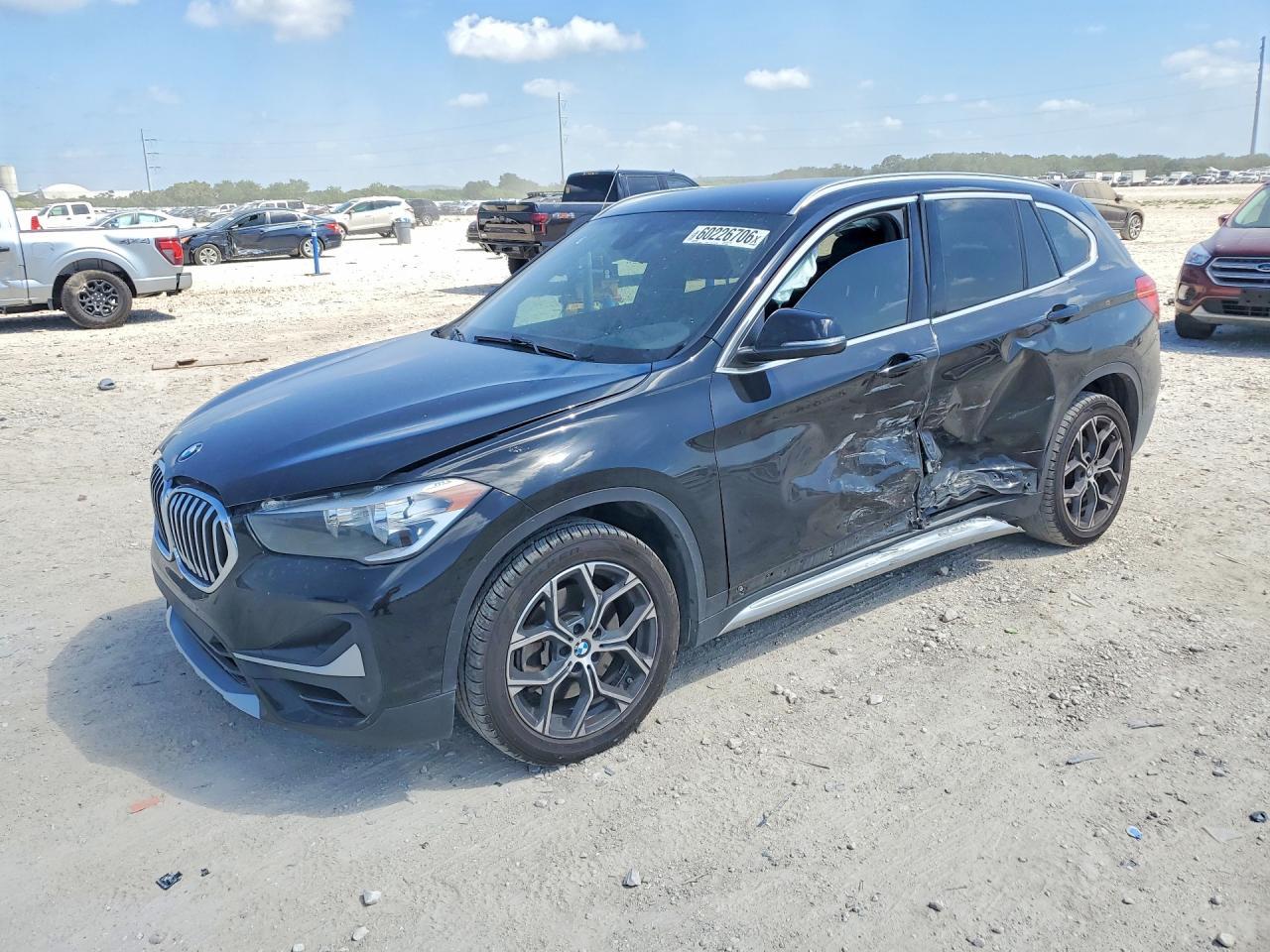 2020 BMW X1 Sdrive28I - zdjęcie główne