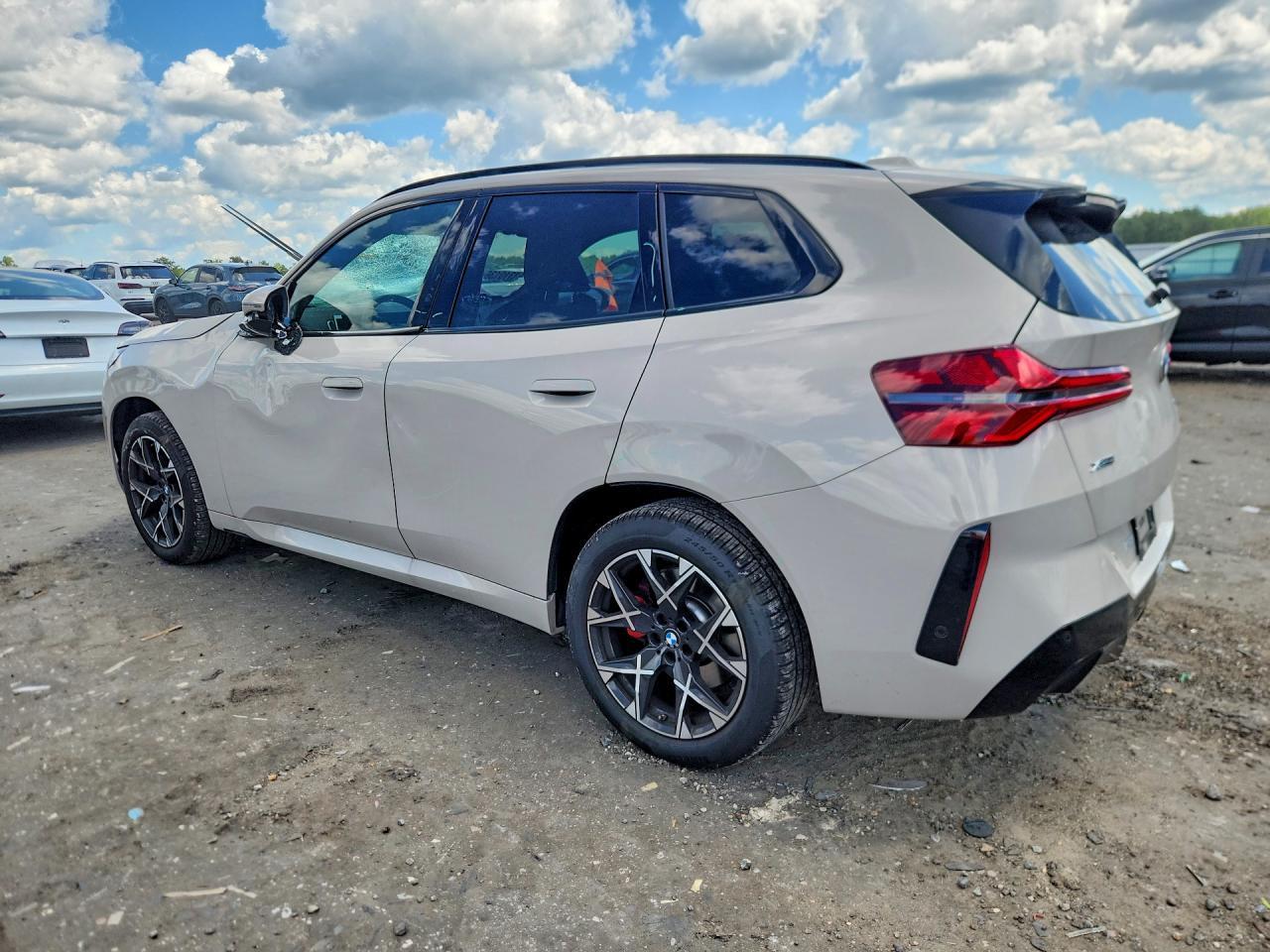 2026 BMW X3 30 xDrive - zdjęcie 2