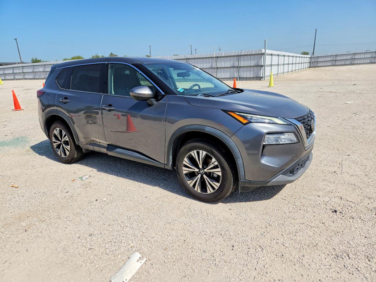 2021 Nissan Rogue Sv - zdjęcie 4