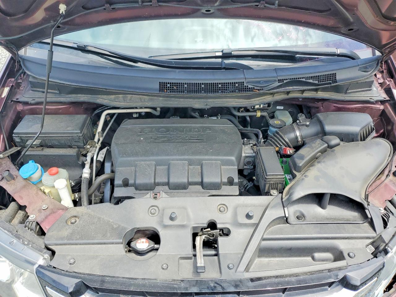 2015 Honda Odyssey Touring - zdjęcie 23