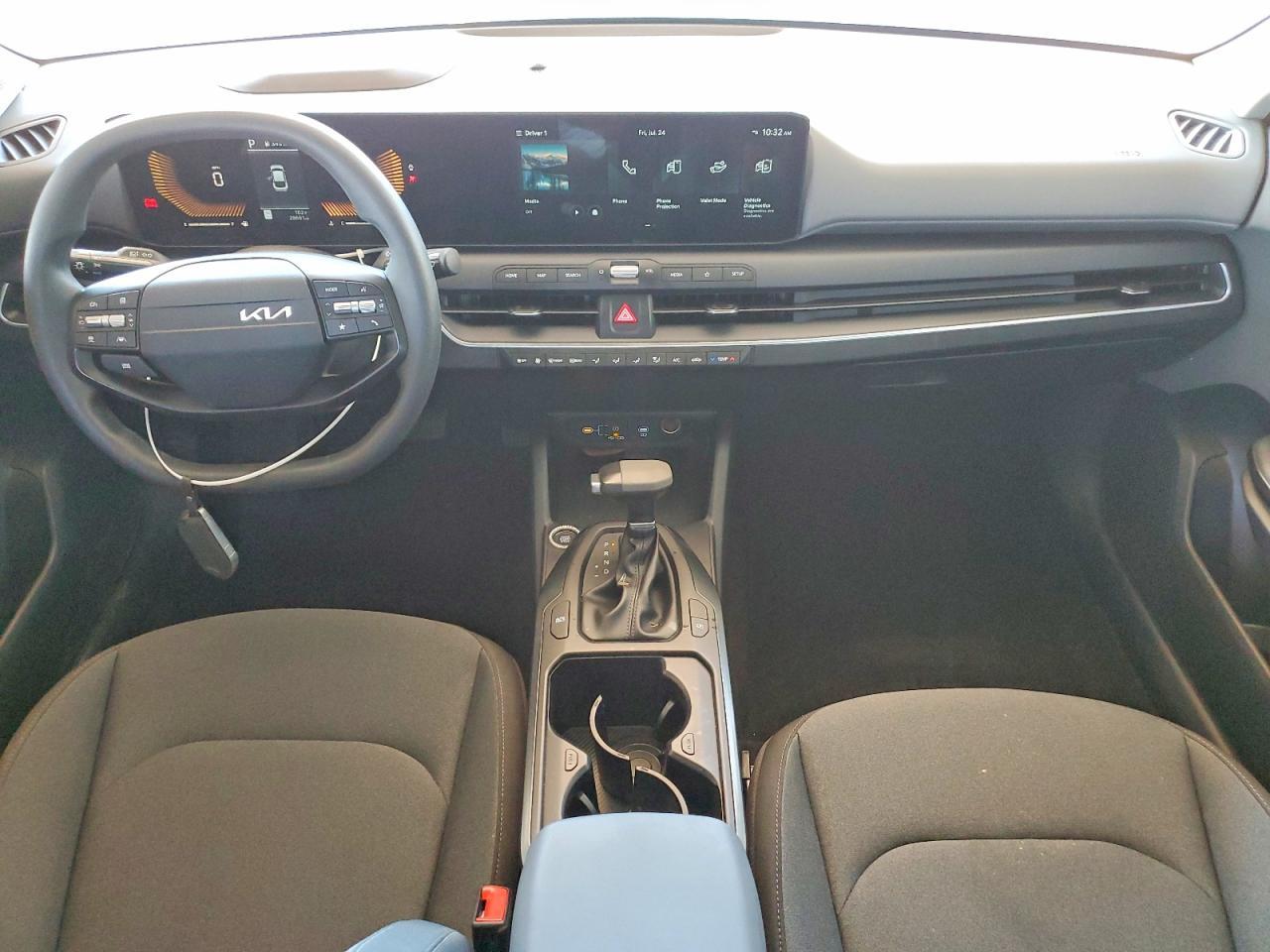 2025 Kia K4 Lxs - zdjęcie 8