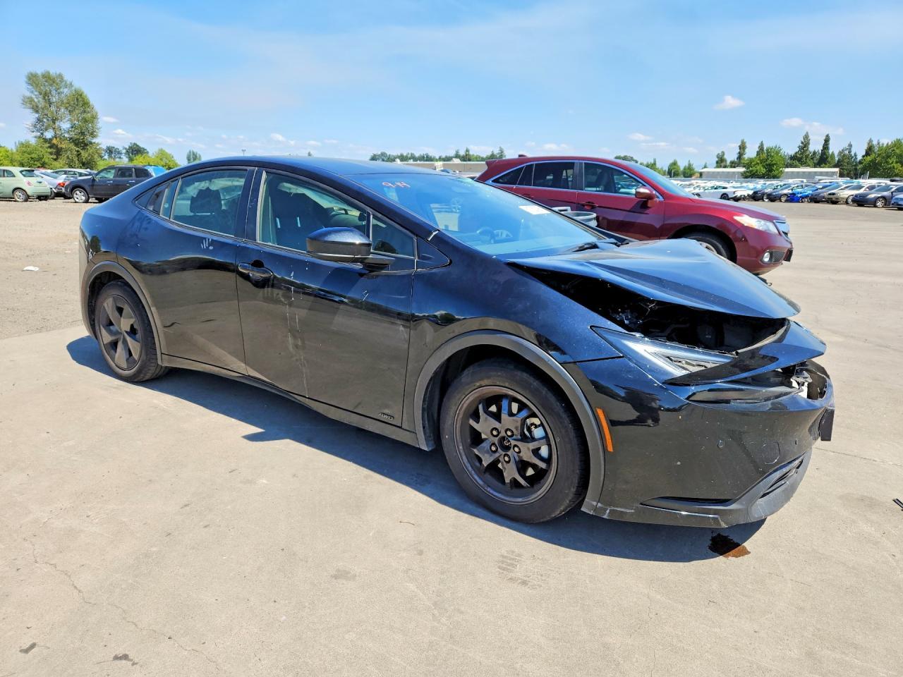 2024 Toyota Prius Le - zdjęcie 4