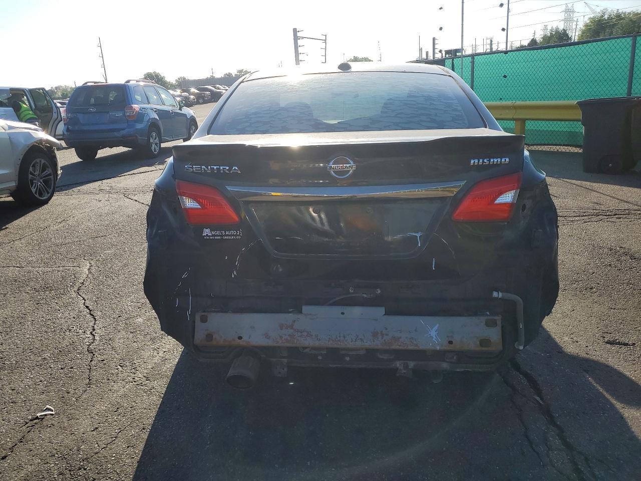 2017 Nissan Sentra Nismo - zdjęcie 6