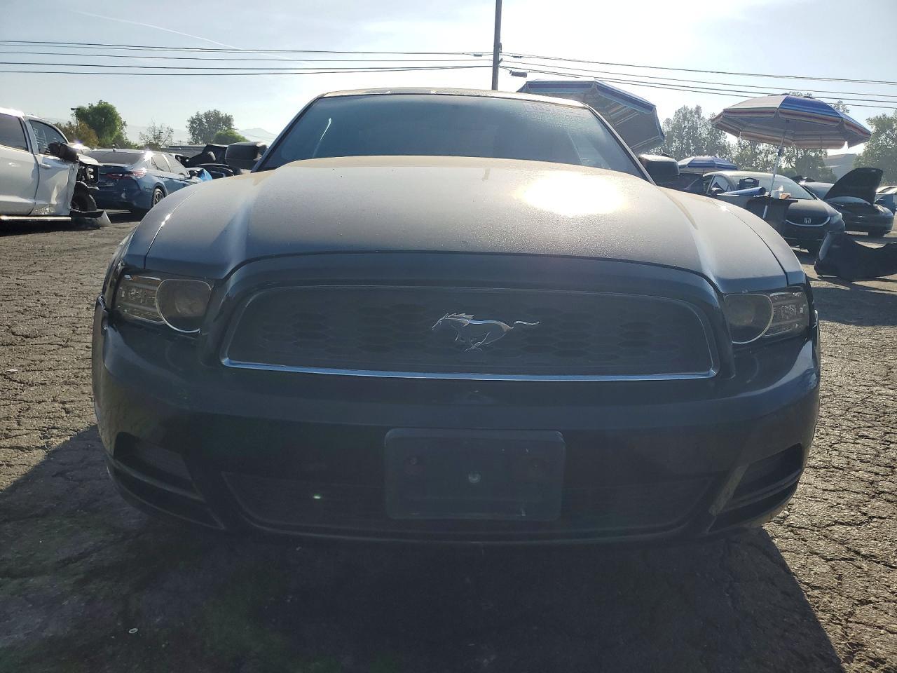 2014 Ford Mustang - zdjęcie 5