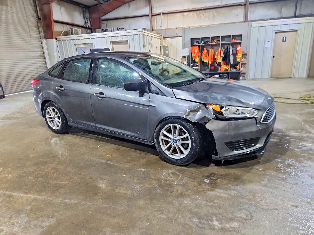 2017 Ford Focus Se - zdjęcie 4
