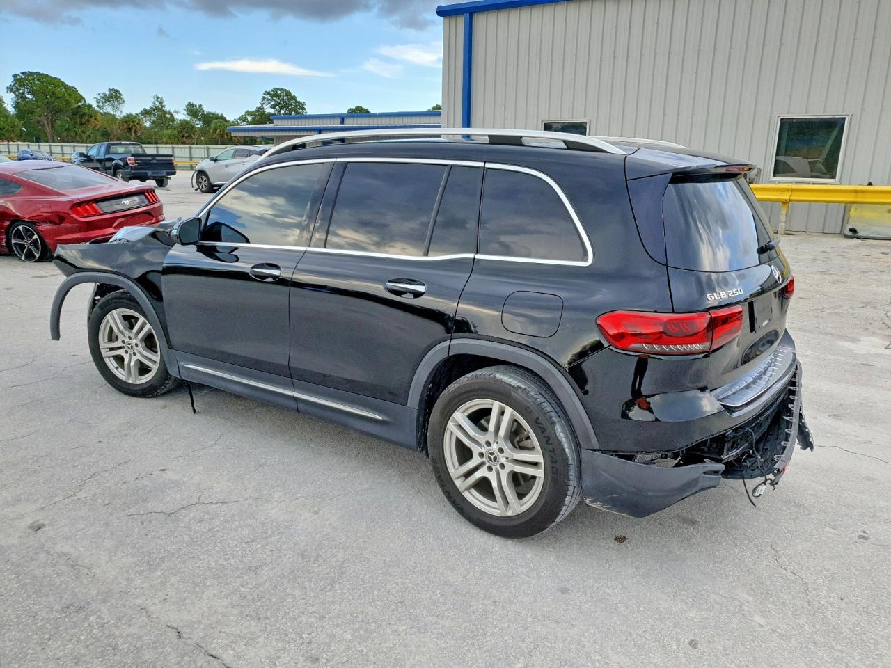 2020 Mercedes-Benz Glb 250 - zdjęcie 2
