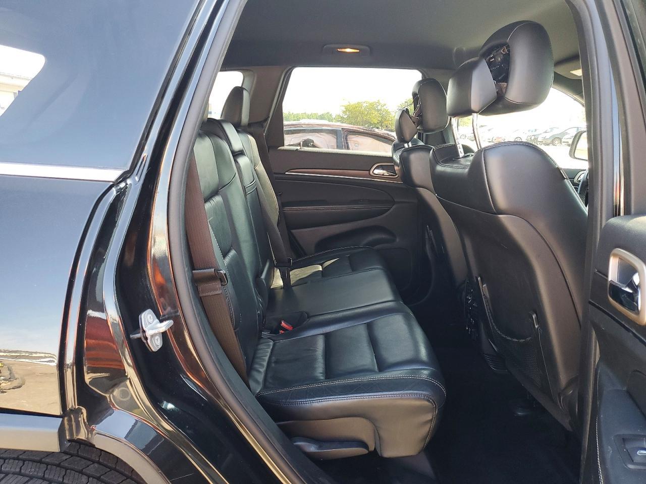 2015 Jeep Grand Cherokee Limited - zdjęcie 11