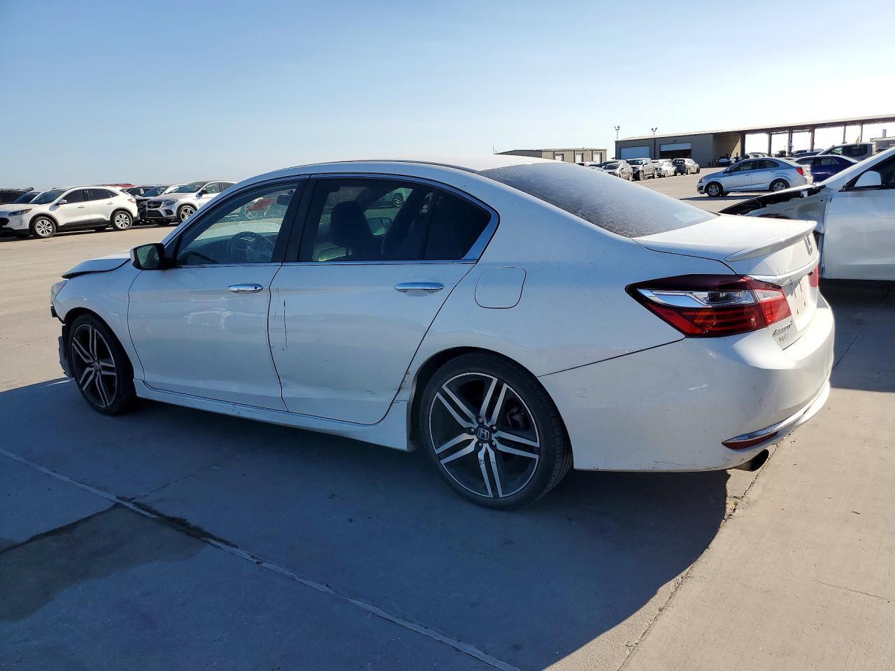 2016 Honda Accord Sport - zdjęcie 2
