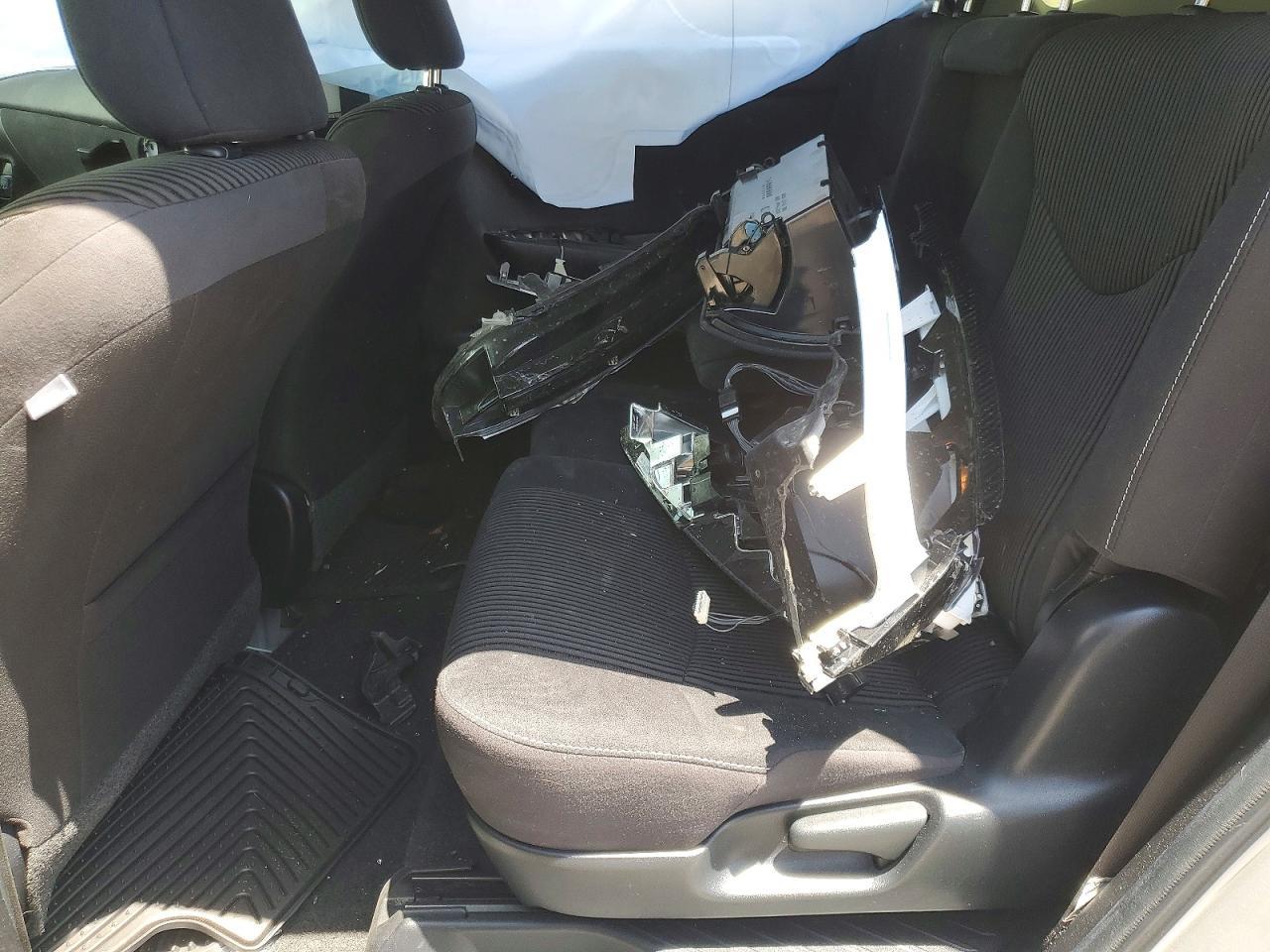 2017 Toyota Prius V Three - zdjęcie 10