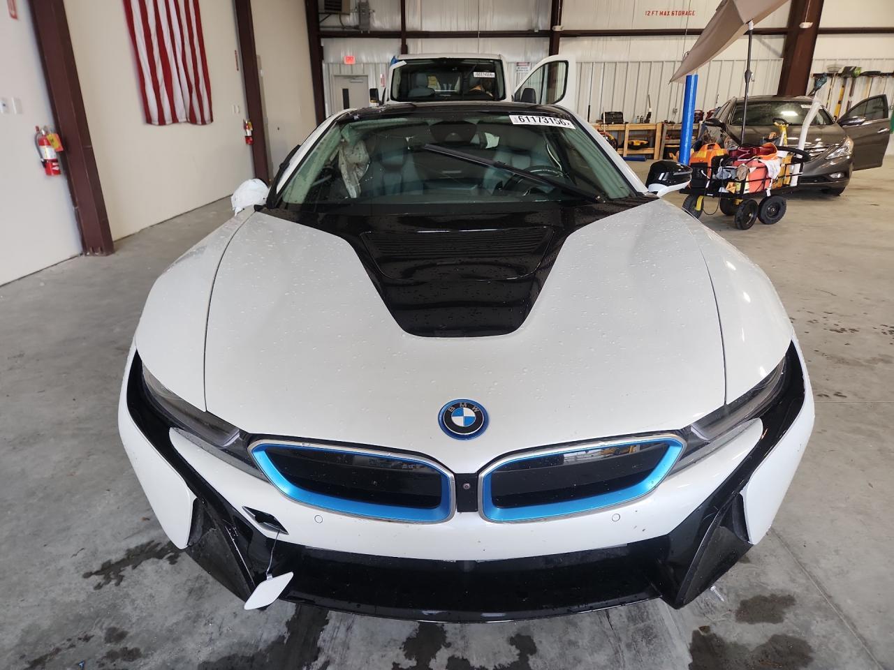 2020 BMW I8 - zdjęcie 5