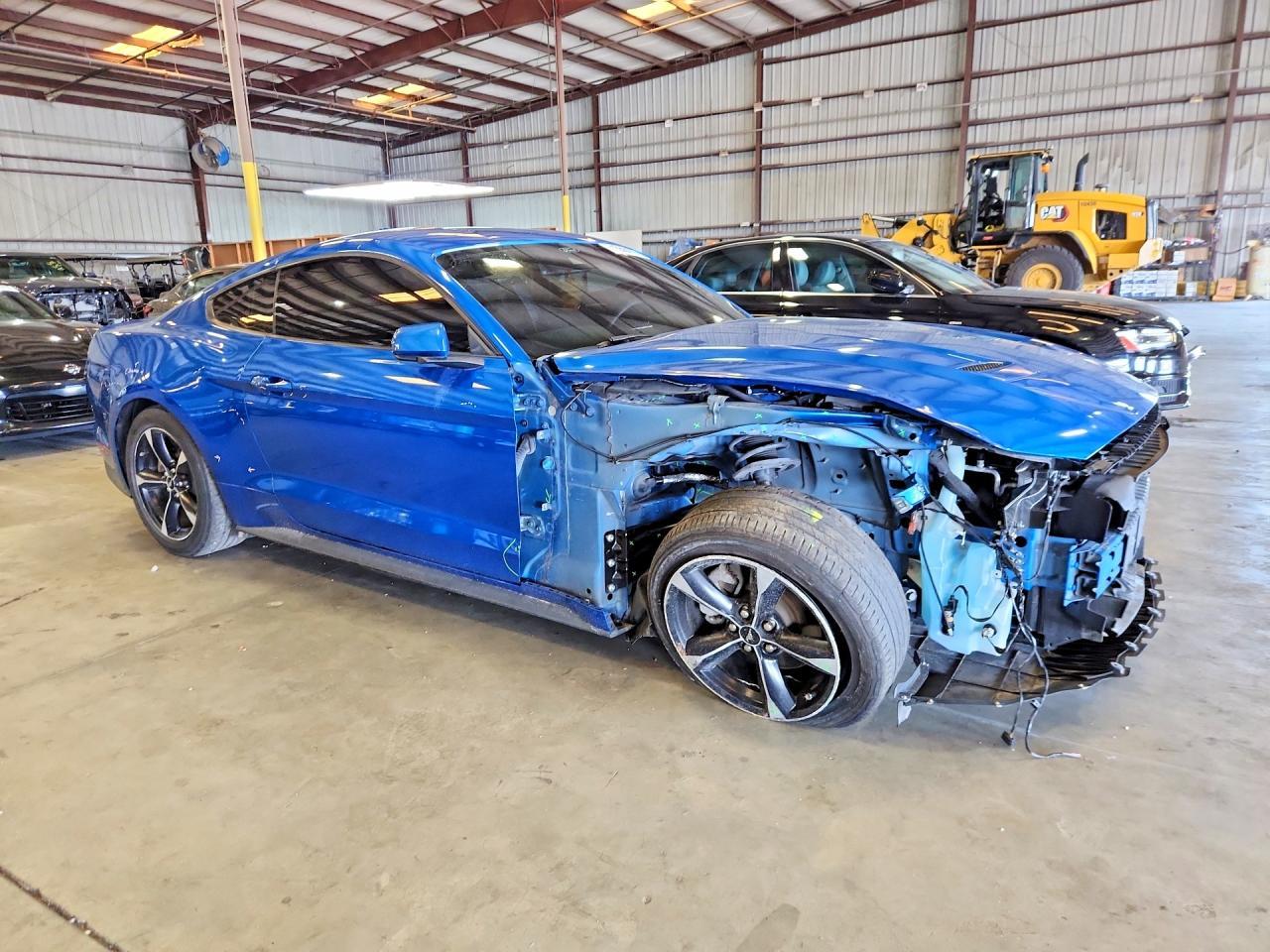 2021 Ford Mustang - zdjęcie 4