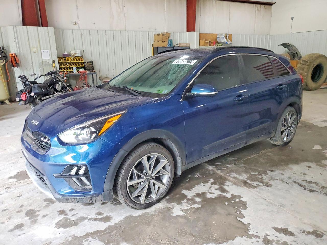 2022 Kia Niro Touring Special Edition - zdjęcie główne