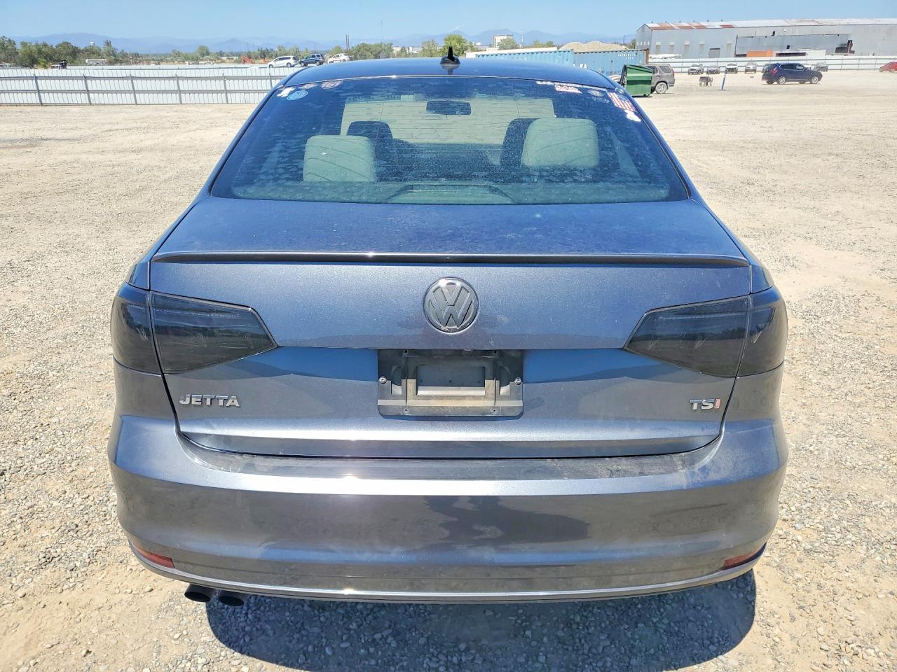 2016 Volkswagen Jetta Sport - zdjęcie 6
