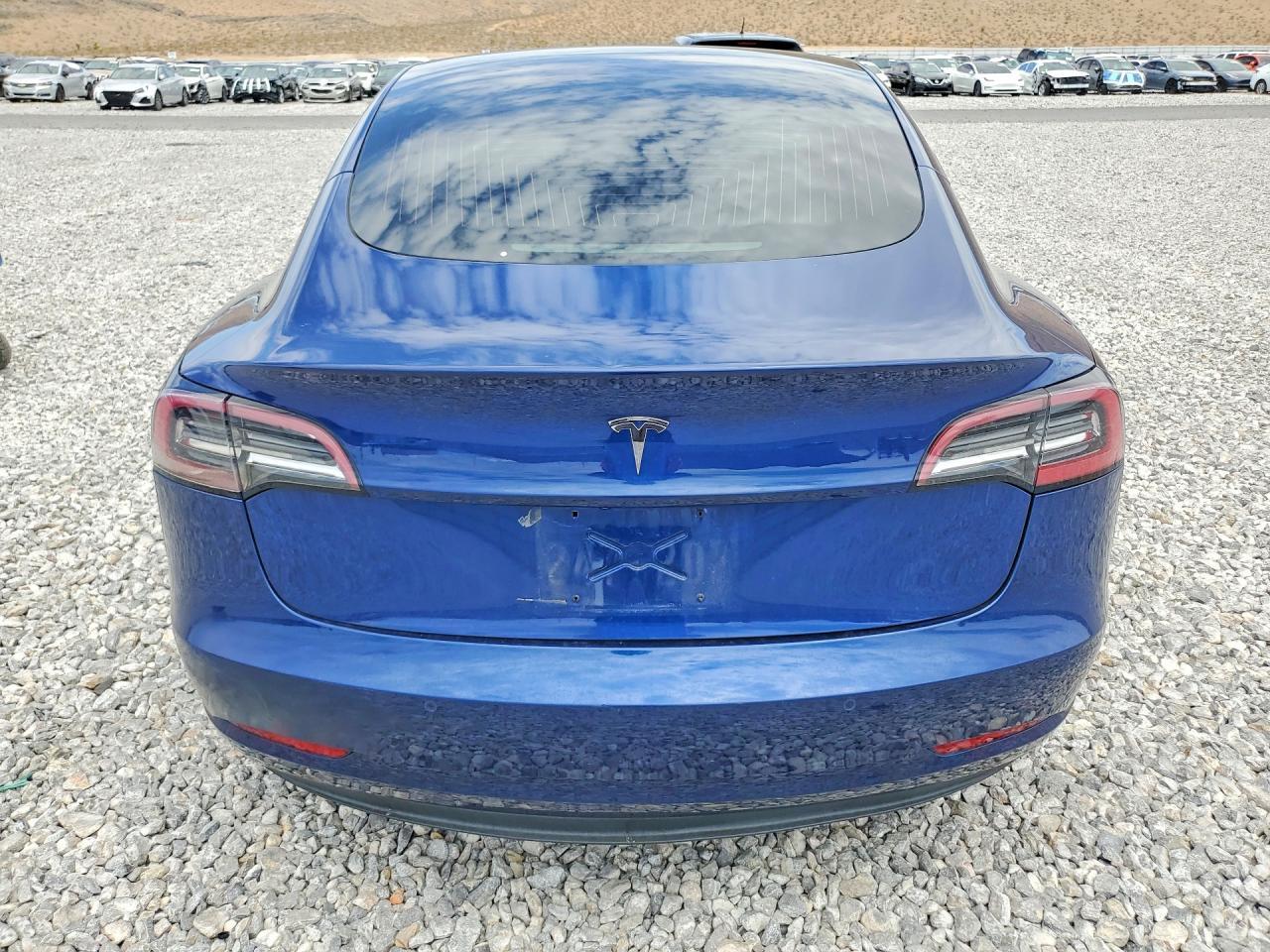 2018 Tesla Model 3 - zdjęcie 6