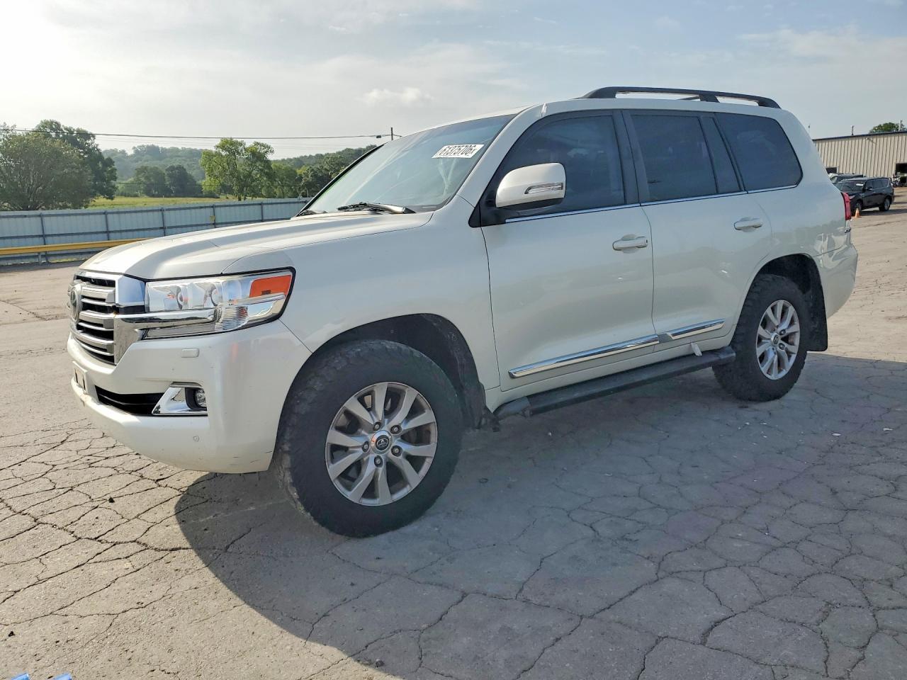 2016 Toyota Land Cruiser Base - zdjęcie główne