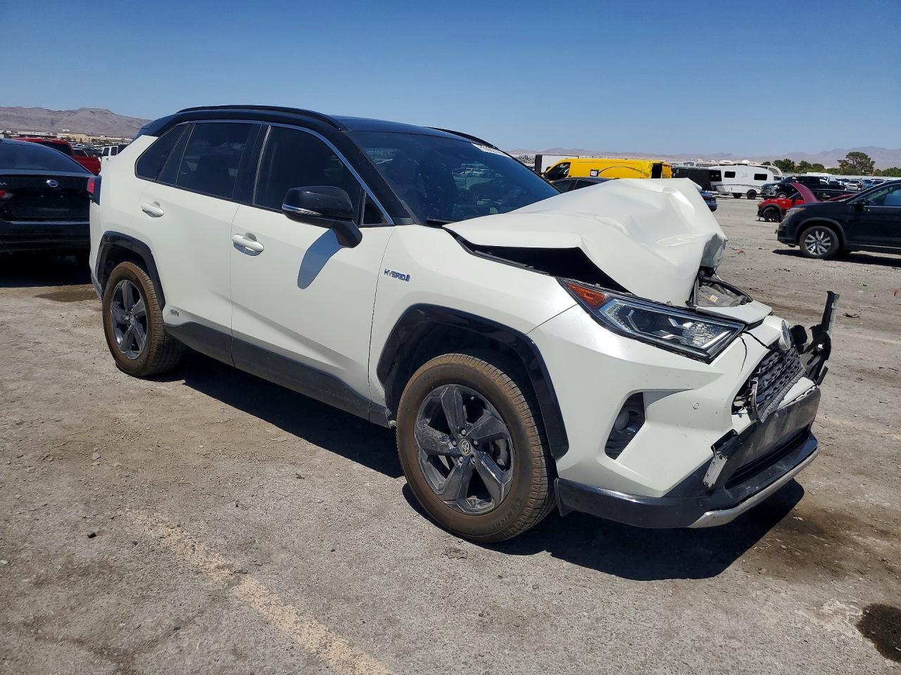2020 Toyota Rav4 Xse - zdjęcie 4