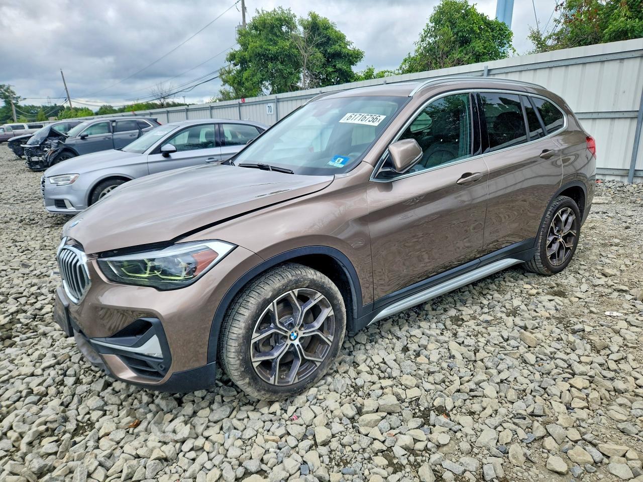 2020 BMW X1 xDrive28I - zdjęcie główne
