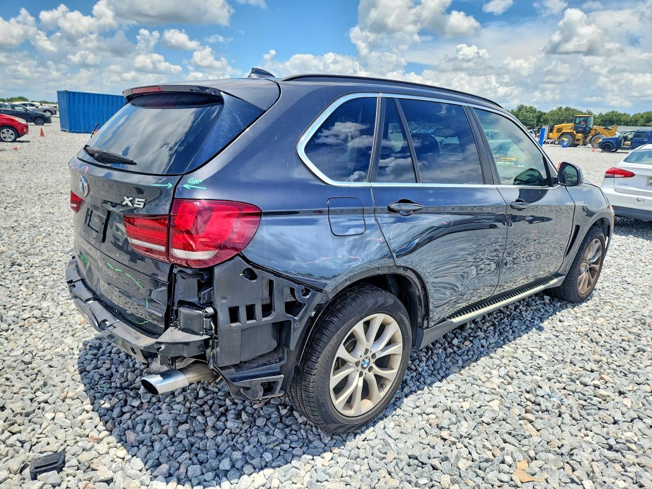 2016 BMW X5 xDrive35I - zdjęcie 3