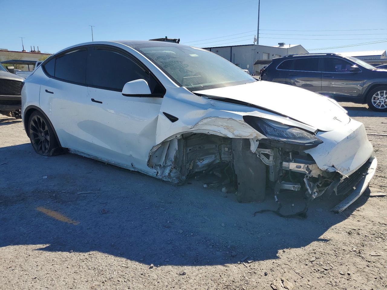 2020 Tesla Model Y - zdjęcie 4