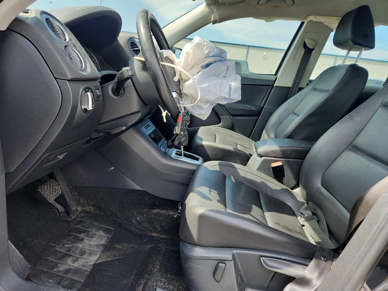 2016 Volkswagen Tiguan S - zdjęcie 7