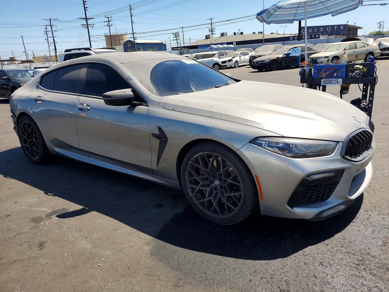 2021 BMW M8 - zdjęcie 4