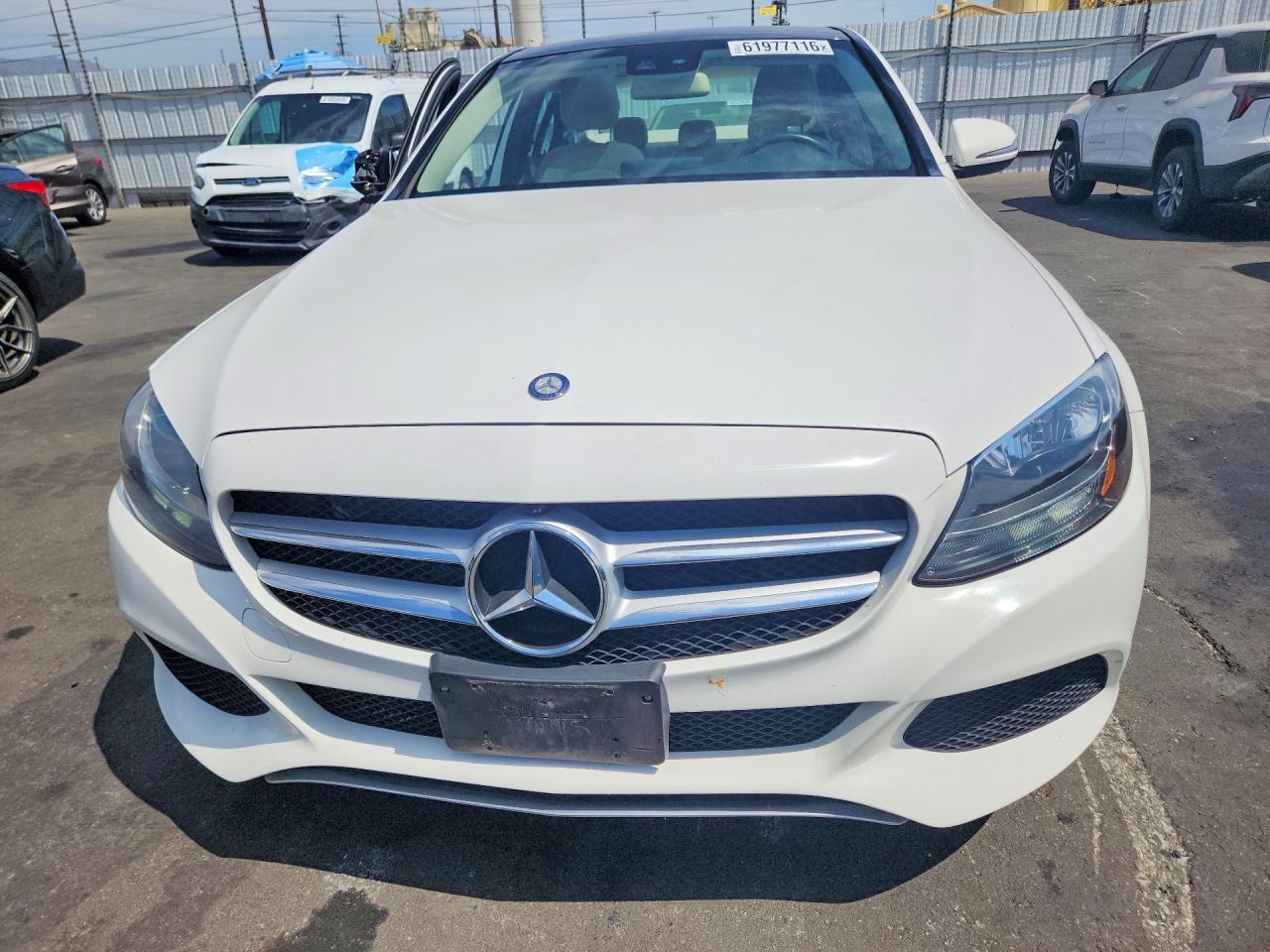2016 Mercedes-Benz C 300 - zdjęcie 5