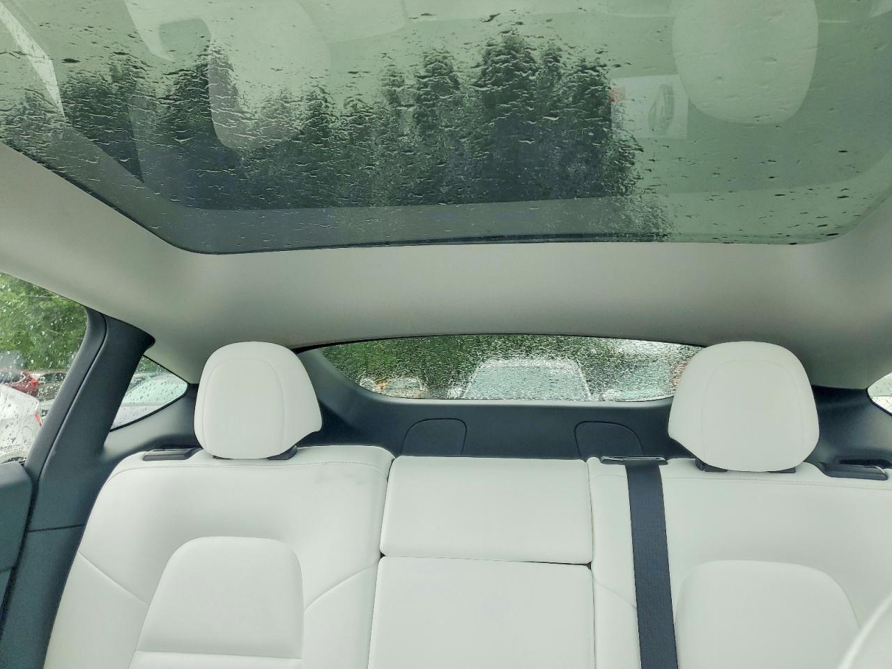 2022 Tesla Model Y - zdjęcie 10