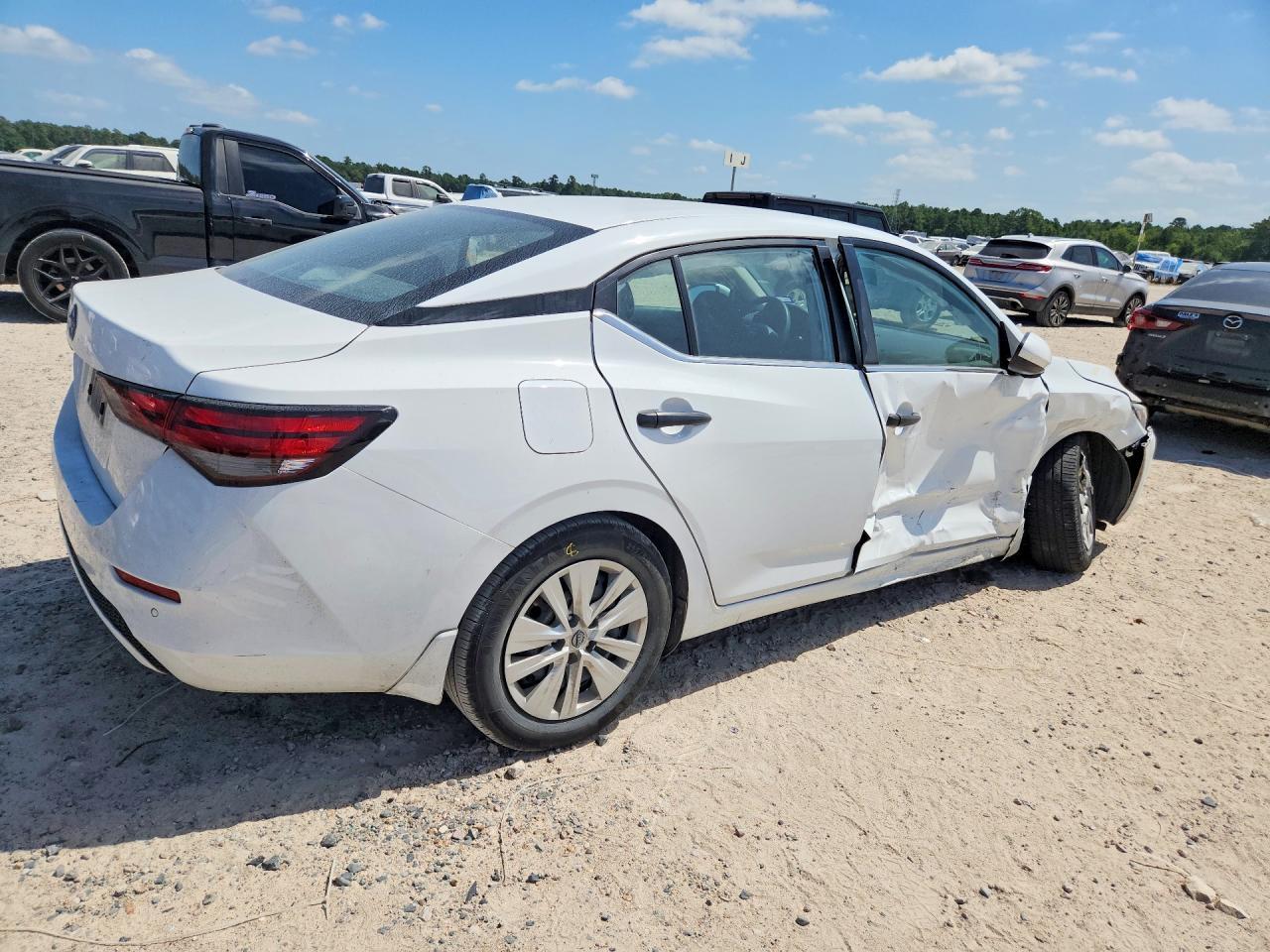 2025 Nissan Sentra S - zdjęcie 3
