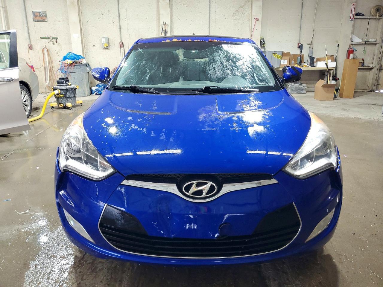 2013 Hyundai Veloster Base - zdjęcie 5