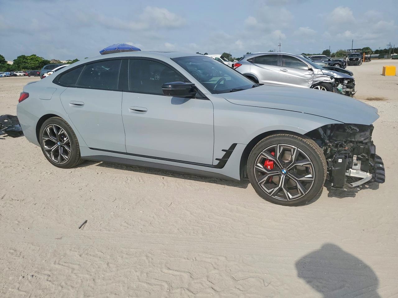 2022 BMW Seria 4 M440i - zdjęcie 4