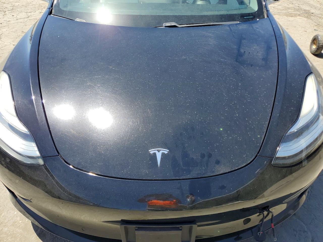 2018 Tesla Model 3 - zdjęcie 11
