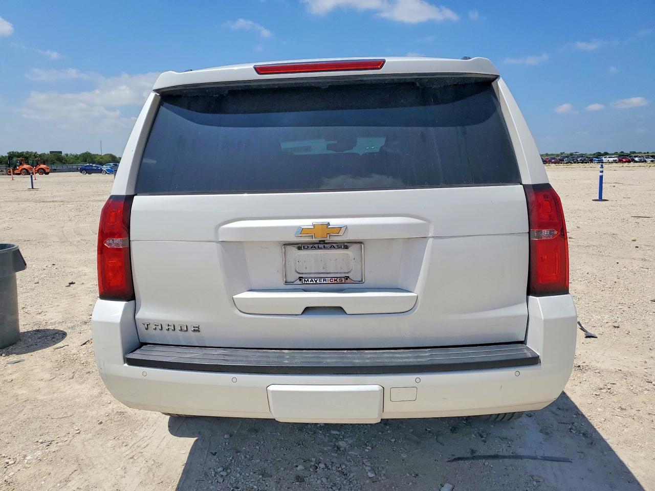 2017 Chevrolet Tahoe C1500 Lt - zdjęcie 6