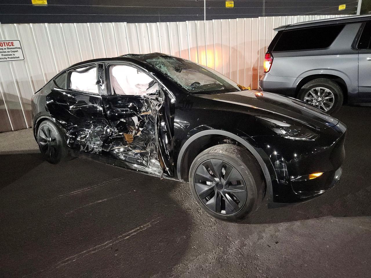 2024 Tesla Model Y - zdjęcie 4