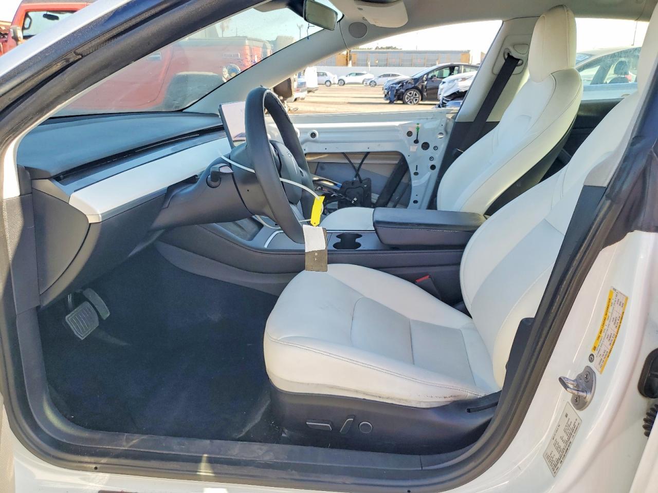 2022 Tesla Model 3 - zdjęcie 7