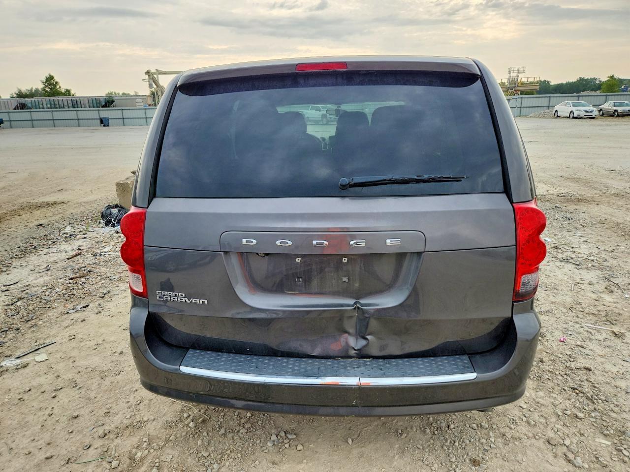 2017 Dodge Grand Caravan Se - zdjęcie 6