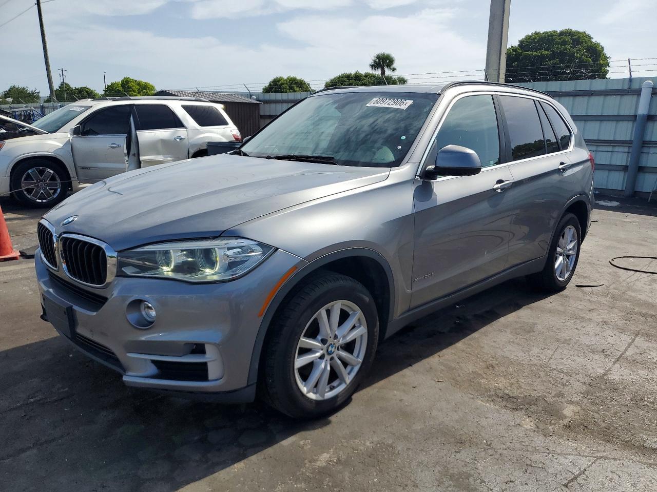 2014 BMW X5 xDrive35I - zdjęcie główne