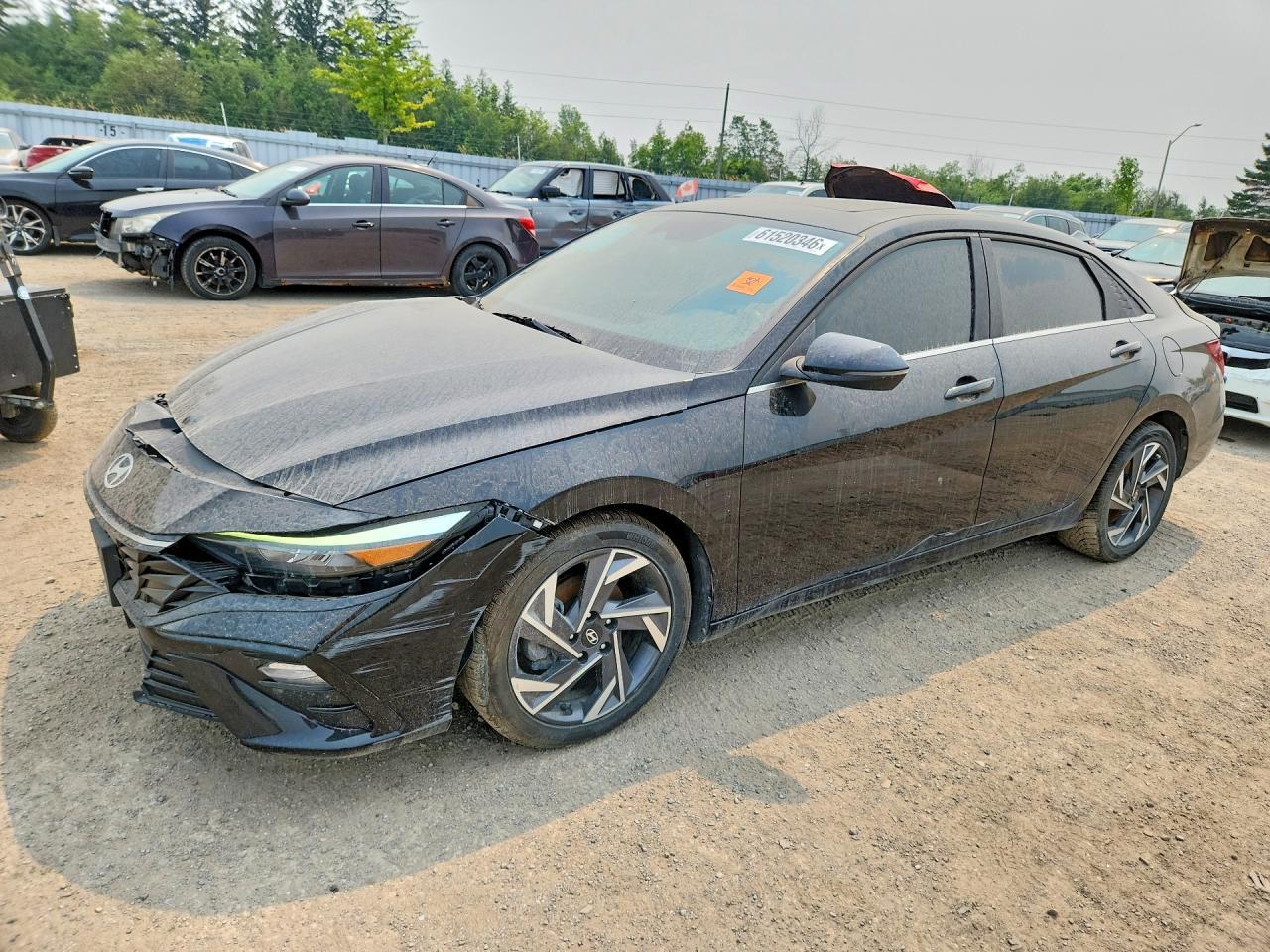 2024 Hyundai Elantra Luxury - zdjęcie główne