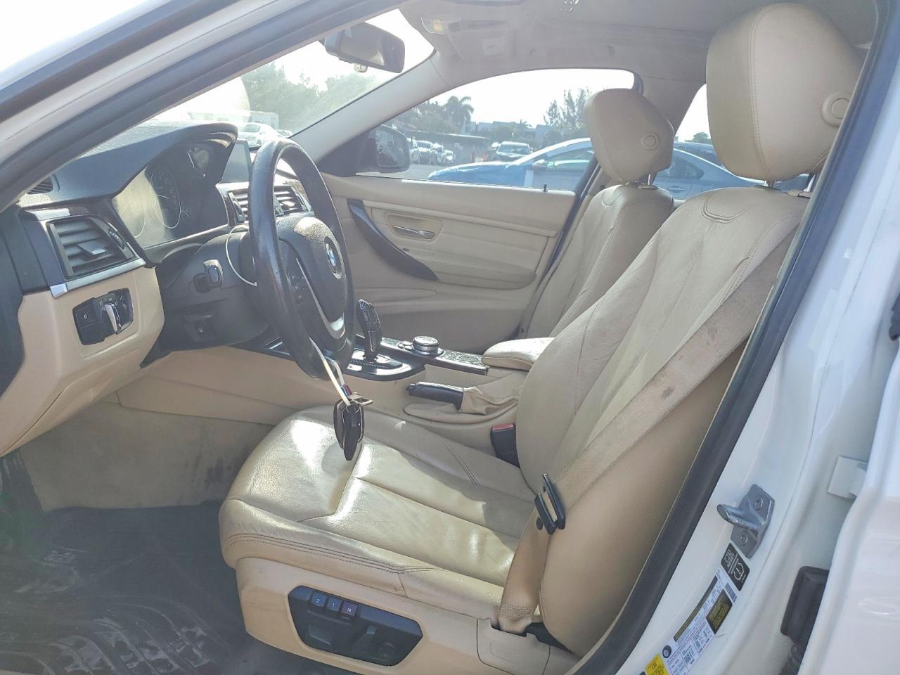2014 BMW Seria 3 328i - zdjęcie 7