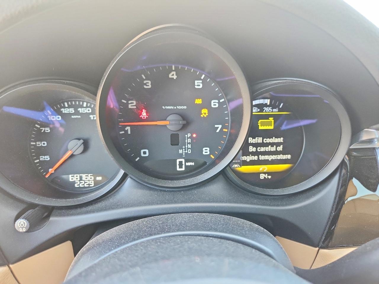 2018 Porsche Macan - zdjęcie 9