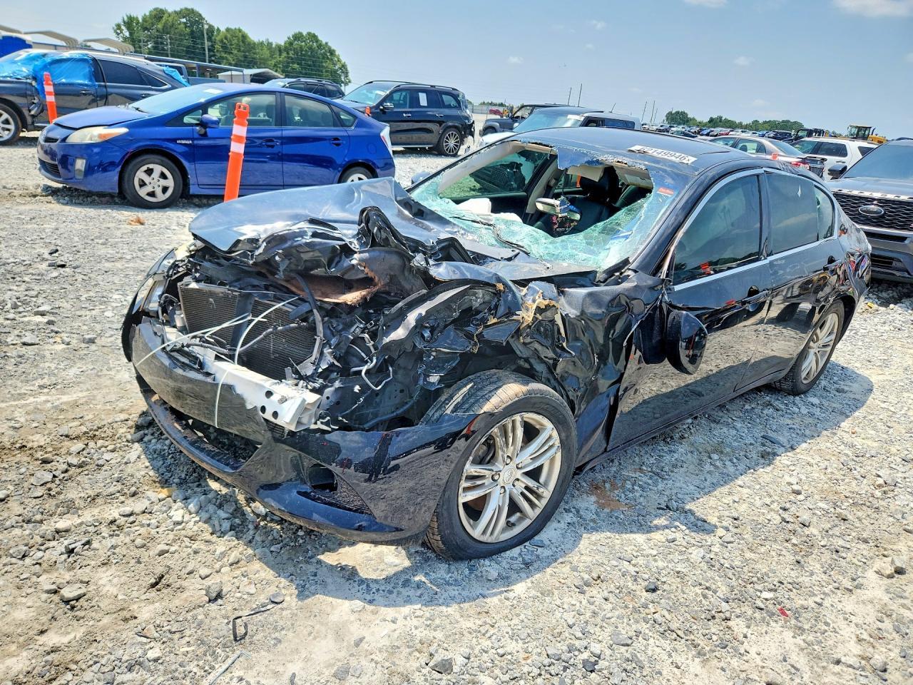 2015 Infiniti Q40 Base - zdjęcie główne