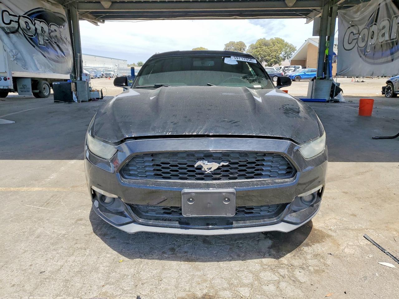 2015 Ford Mustang - zdjęcie 5