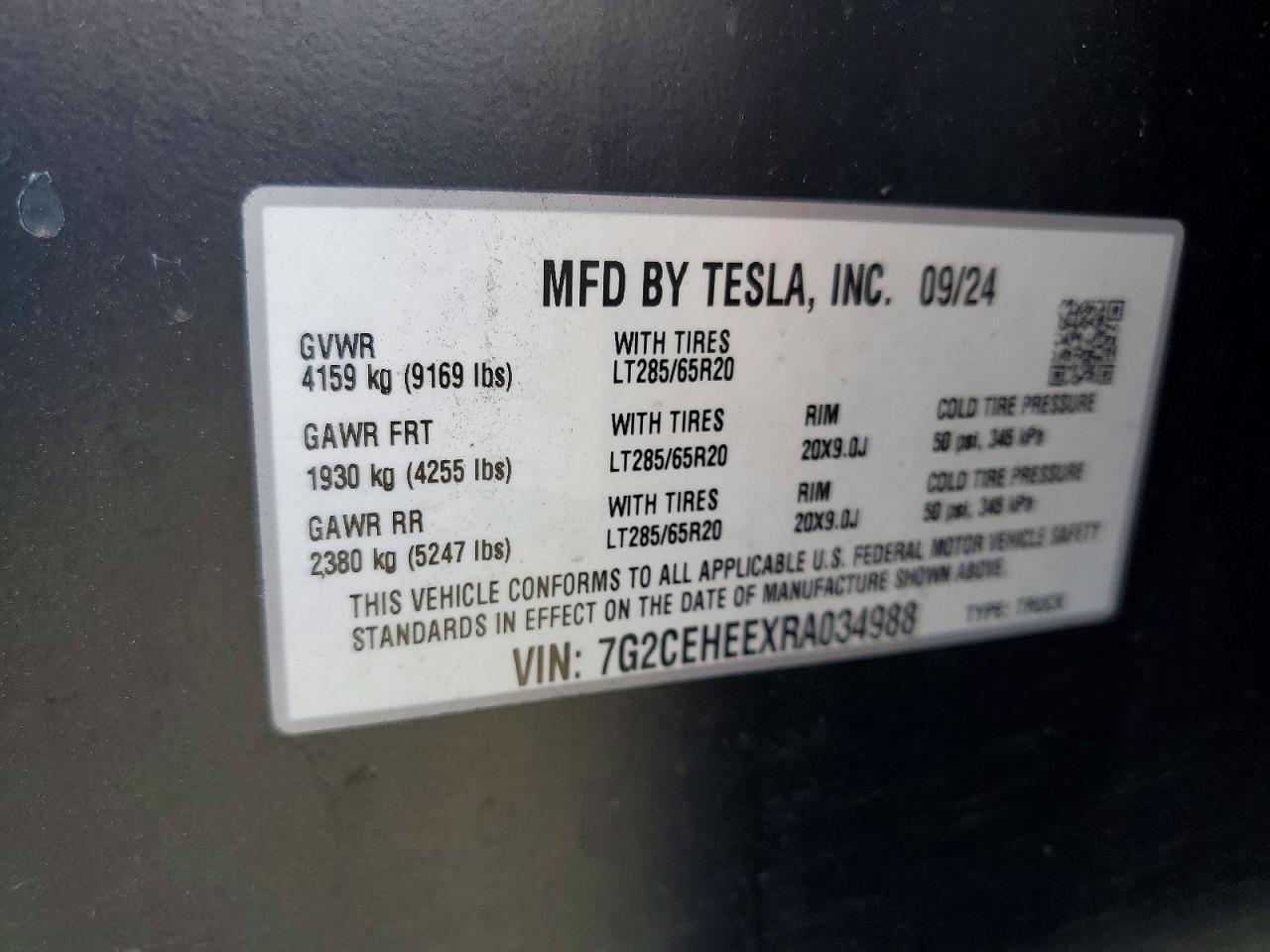 2024 Tesla Cybertruck - zdjęcie 13