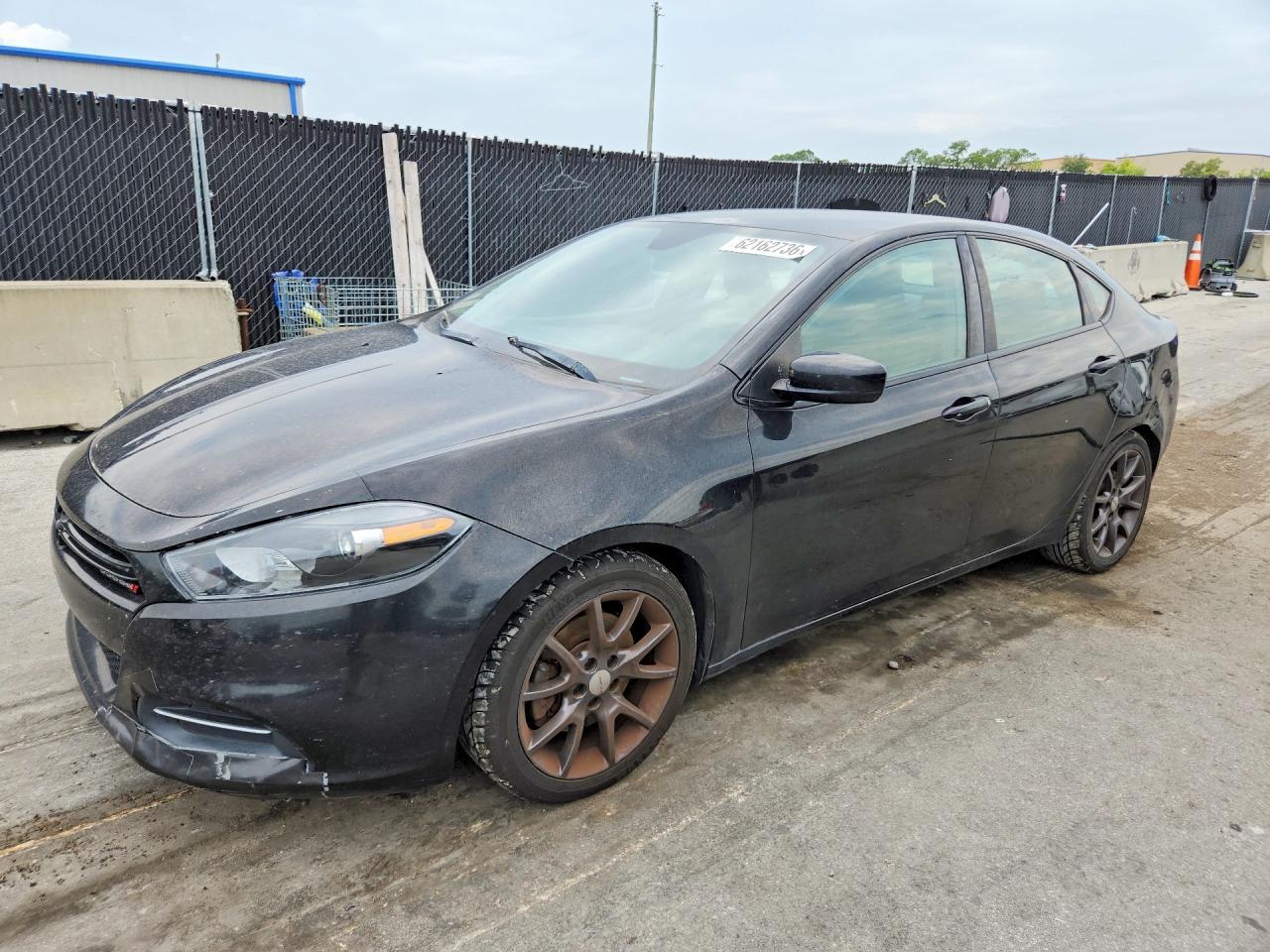 2016 Dodge Dart - zdjęcie główne