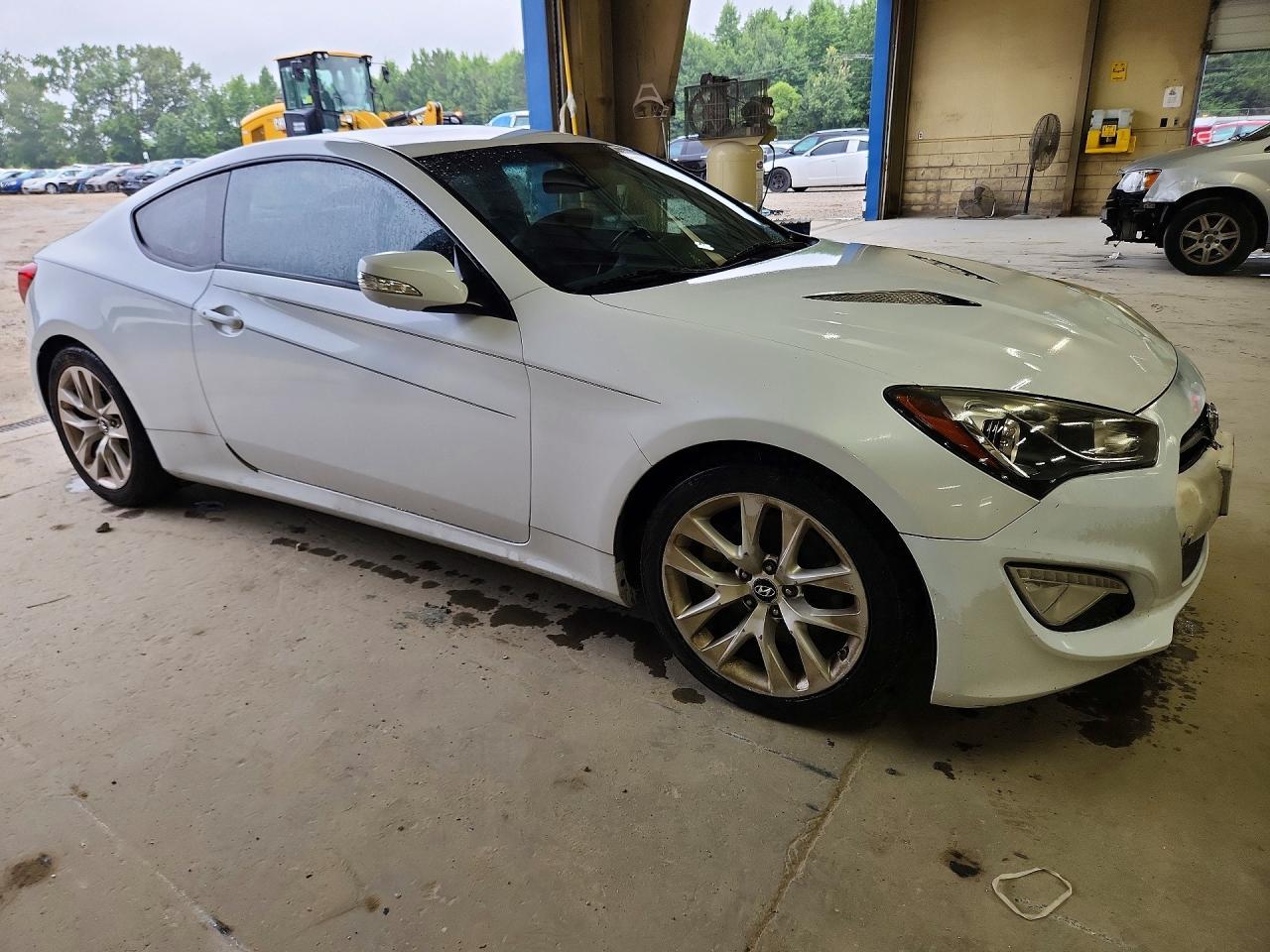 2014 Hyundai Genesis Coupe 3.8L - zdjęcie 4
