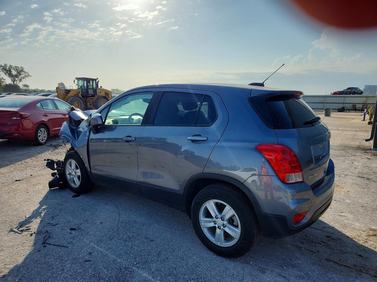 2020 Chevrolet Trax Ls - zdjęcie 2