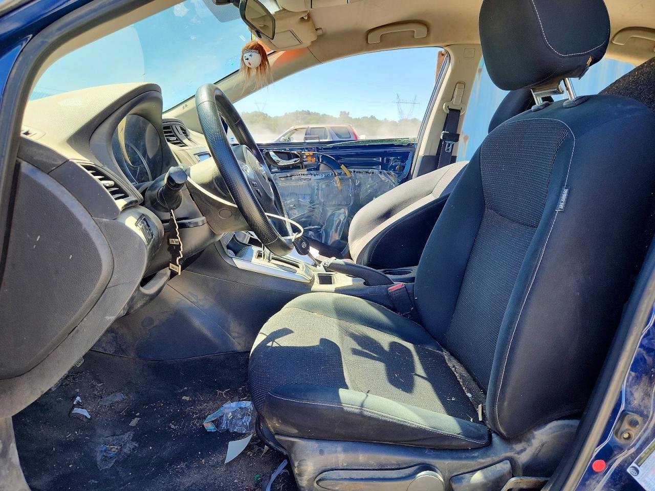 2019 Nissan Sentra S - zdjęcie 7