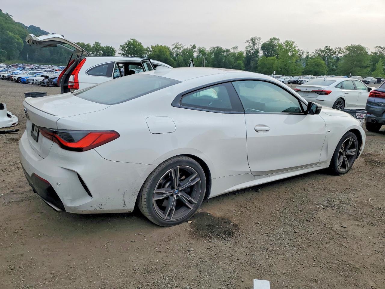 2021 BMW Seria 4 Coupe M440i - zdjęcie 3