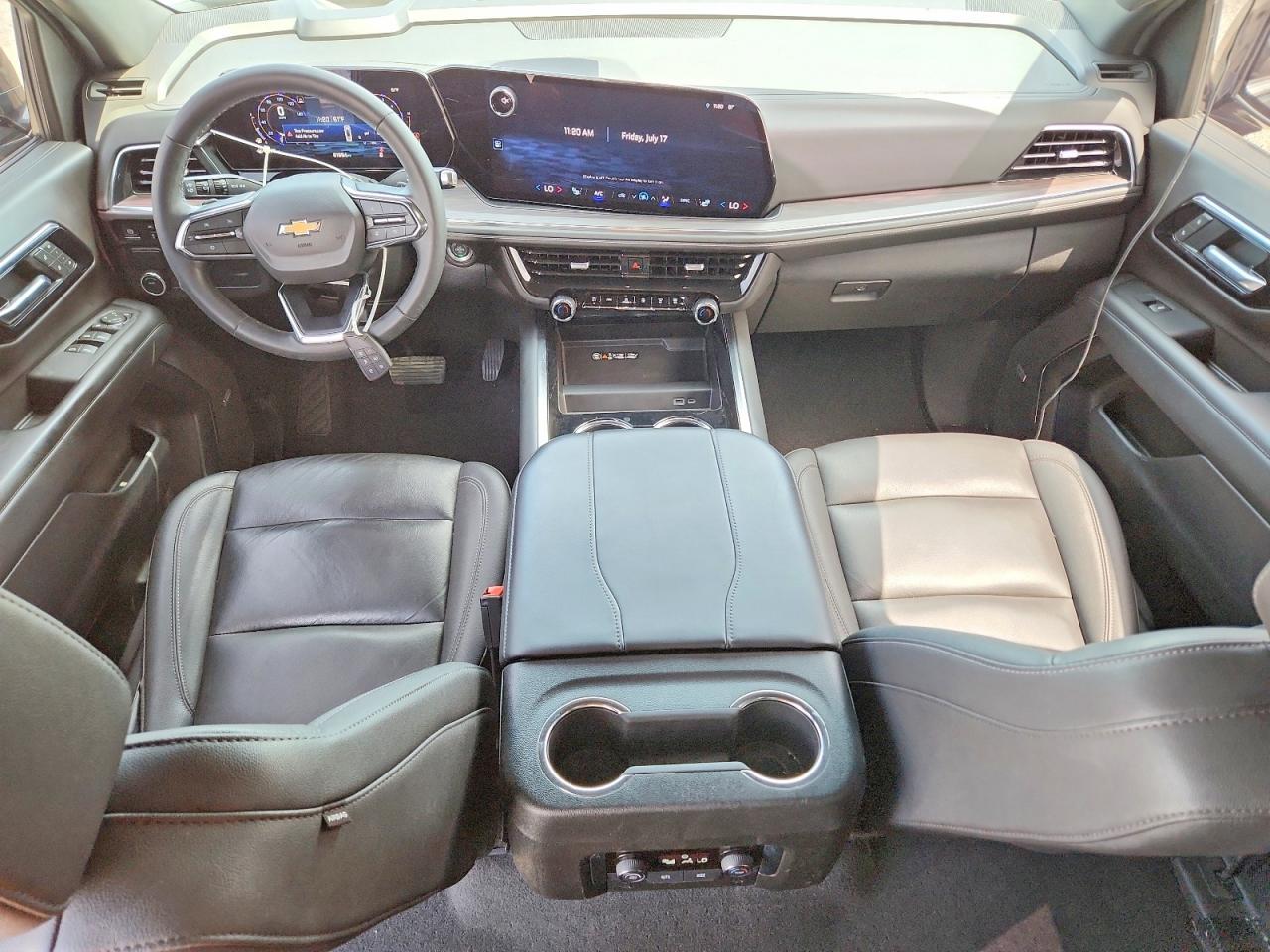 2025 Chevrolet Suburban C1500 Lt - zdjęcie 8