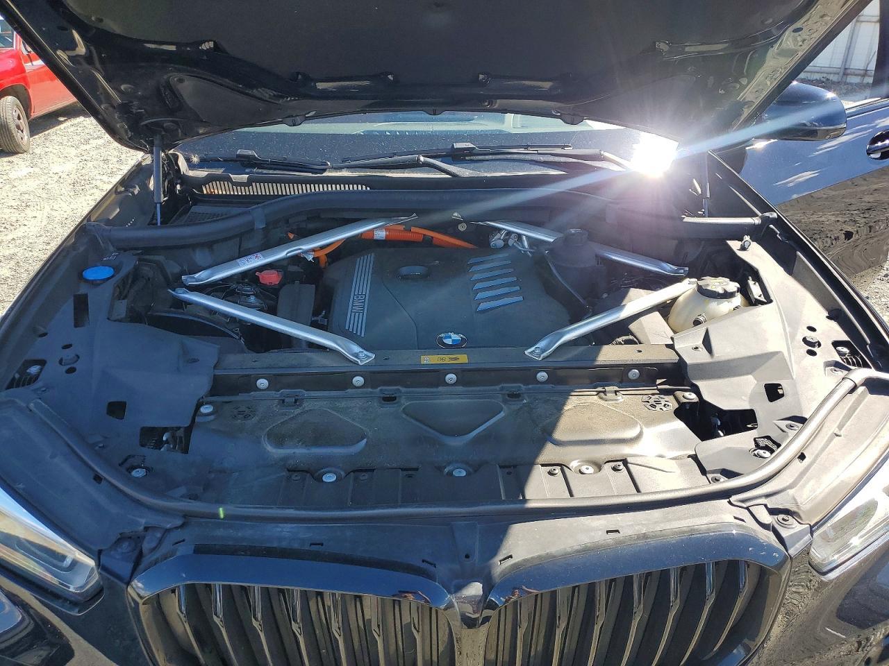 2022 BMW X5 xDrive45E - zdjęcie 12